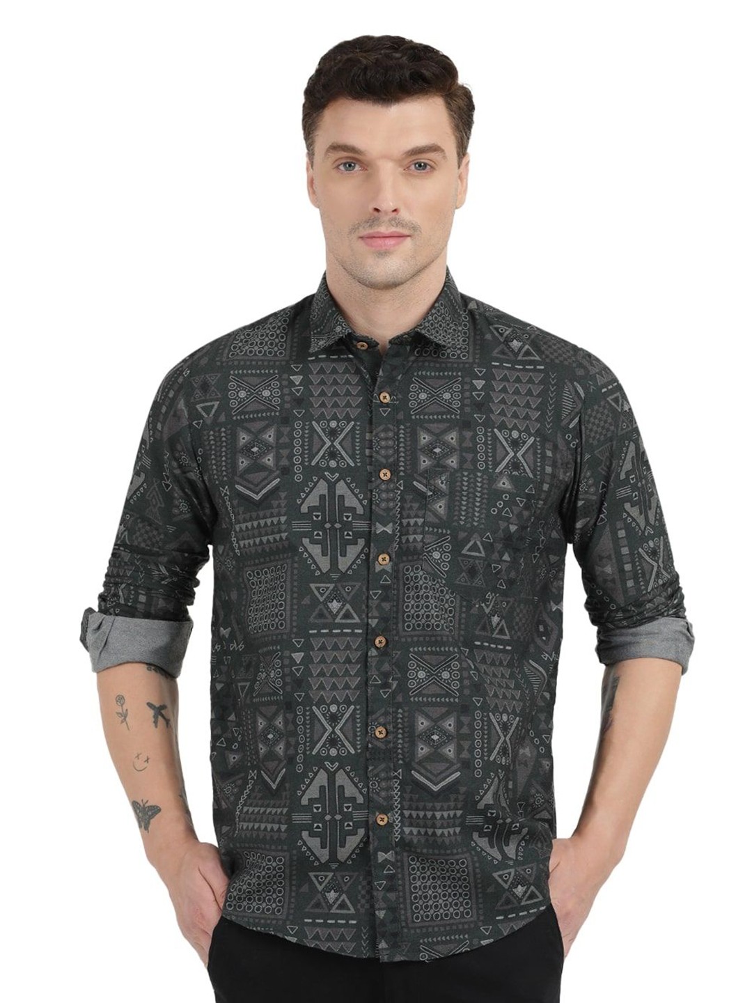 

Clarke Gable Men Trim Slim Fit Geometric Printed Cotton Casual Shirt, Black