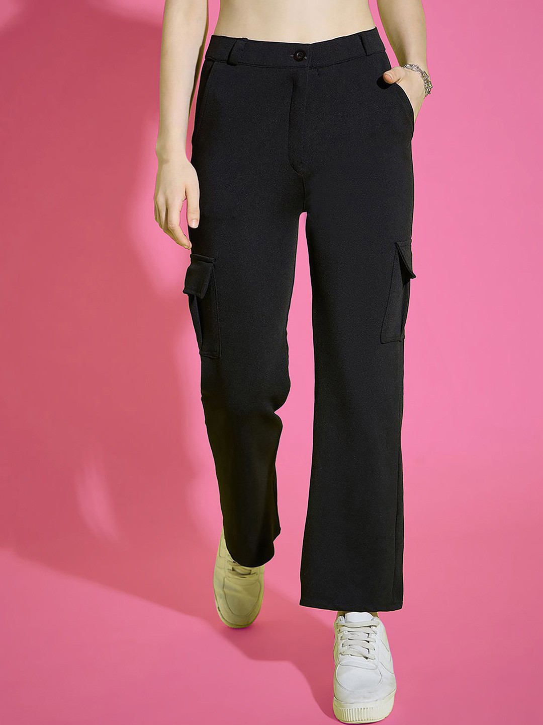 

Dream Beauty Fashion Women Loose Fit High-Rise Cargos Trouser, Black