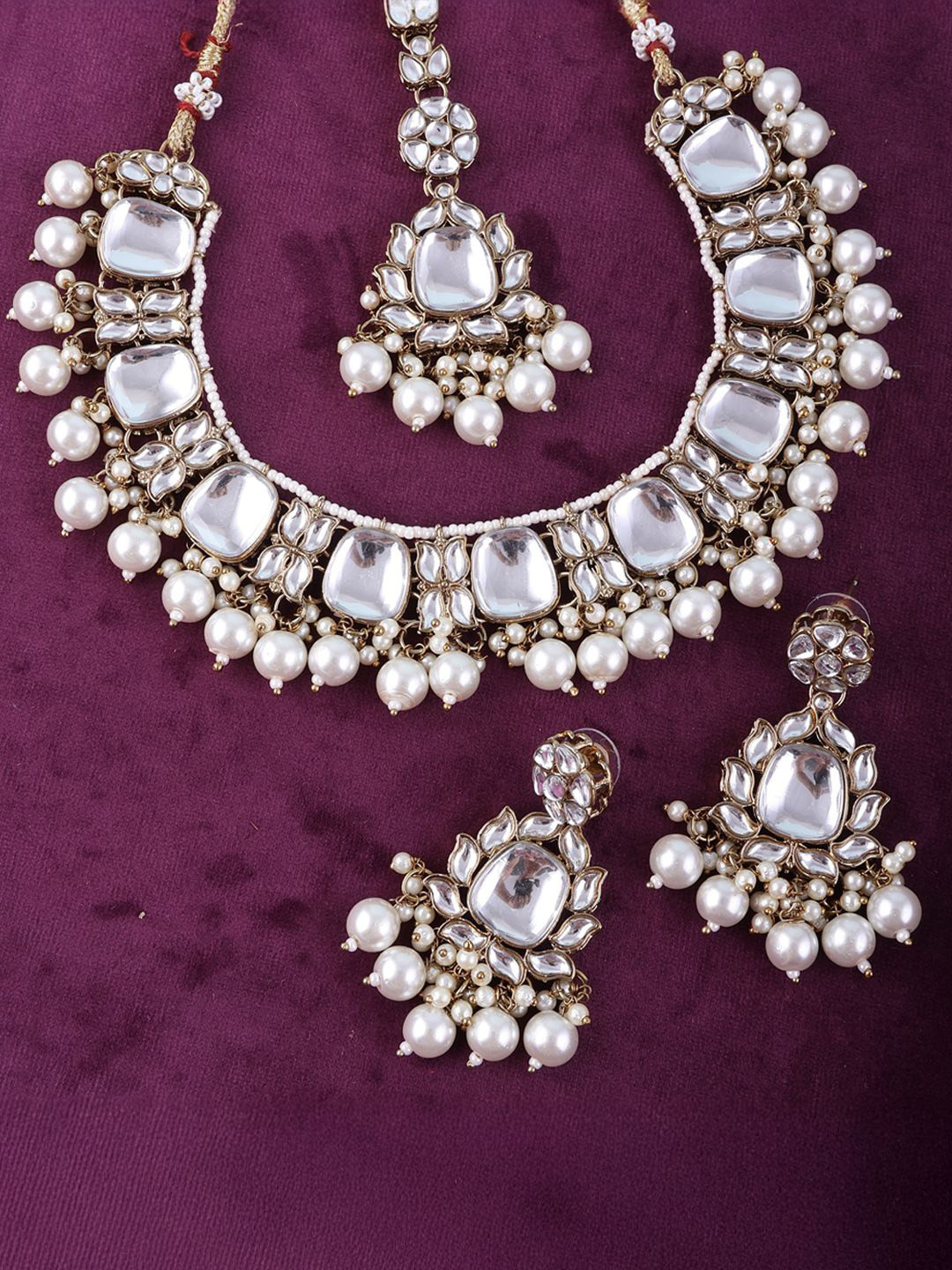 

SHONA'S STYLE Kundan Studded And Artificial Beaded Jewellery Set, Gold