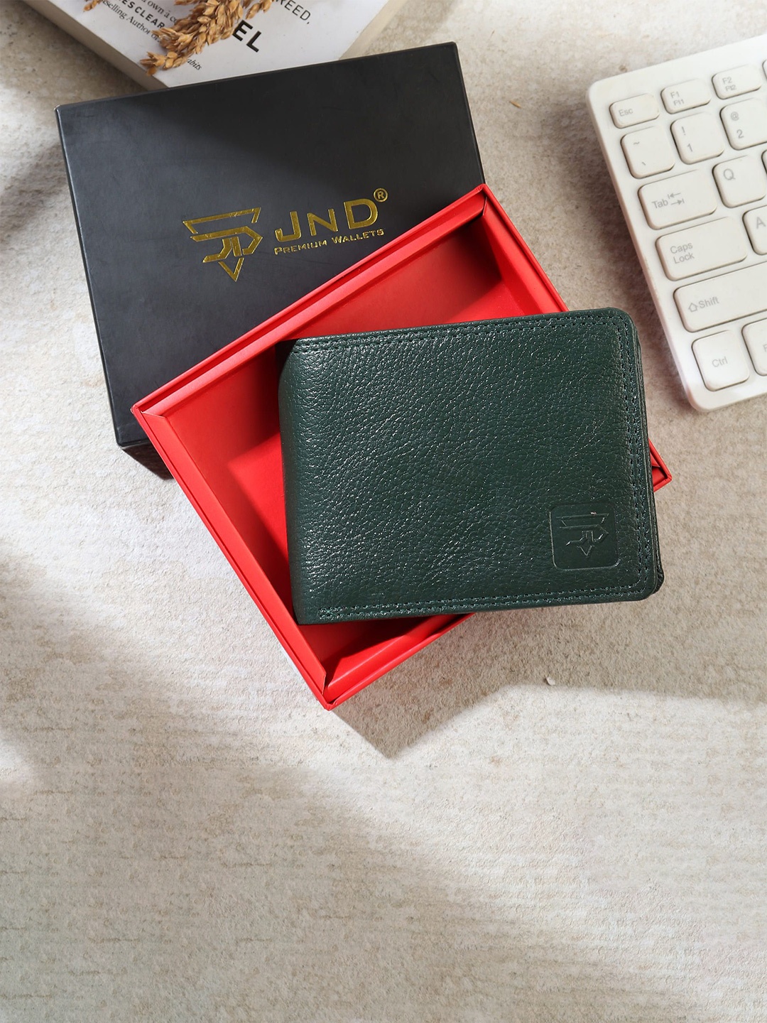 

JND Men Leather Two Fold Wallet, Green