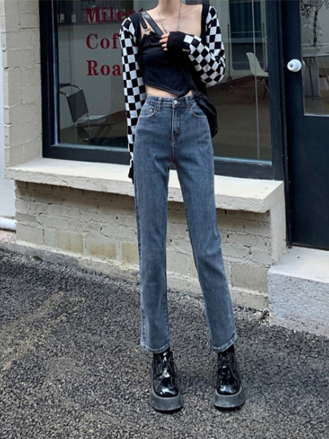 

StyleCast Women Straight Fit High-Rise Cropped Jeans, Blue