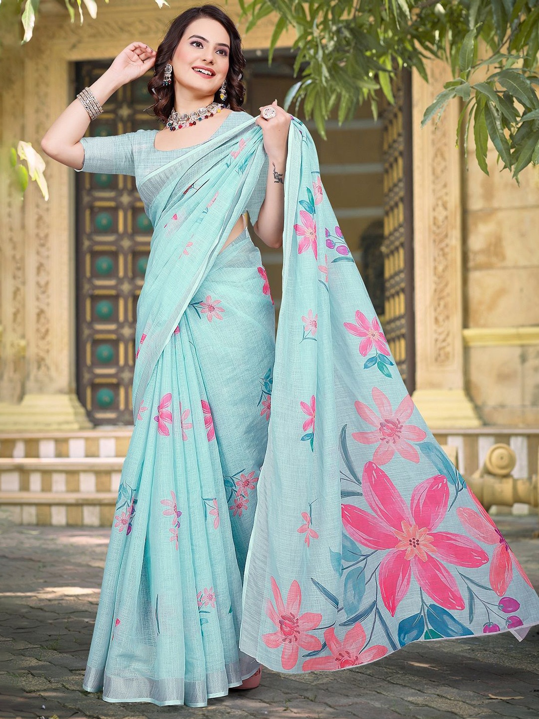 

Sarvada Floral Printed Pure Cotton Saree, Blue