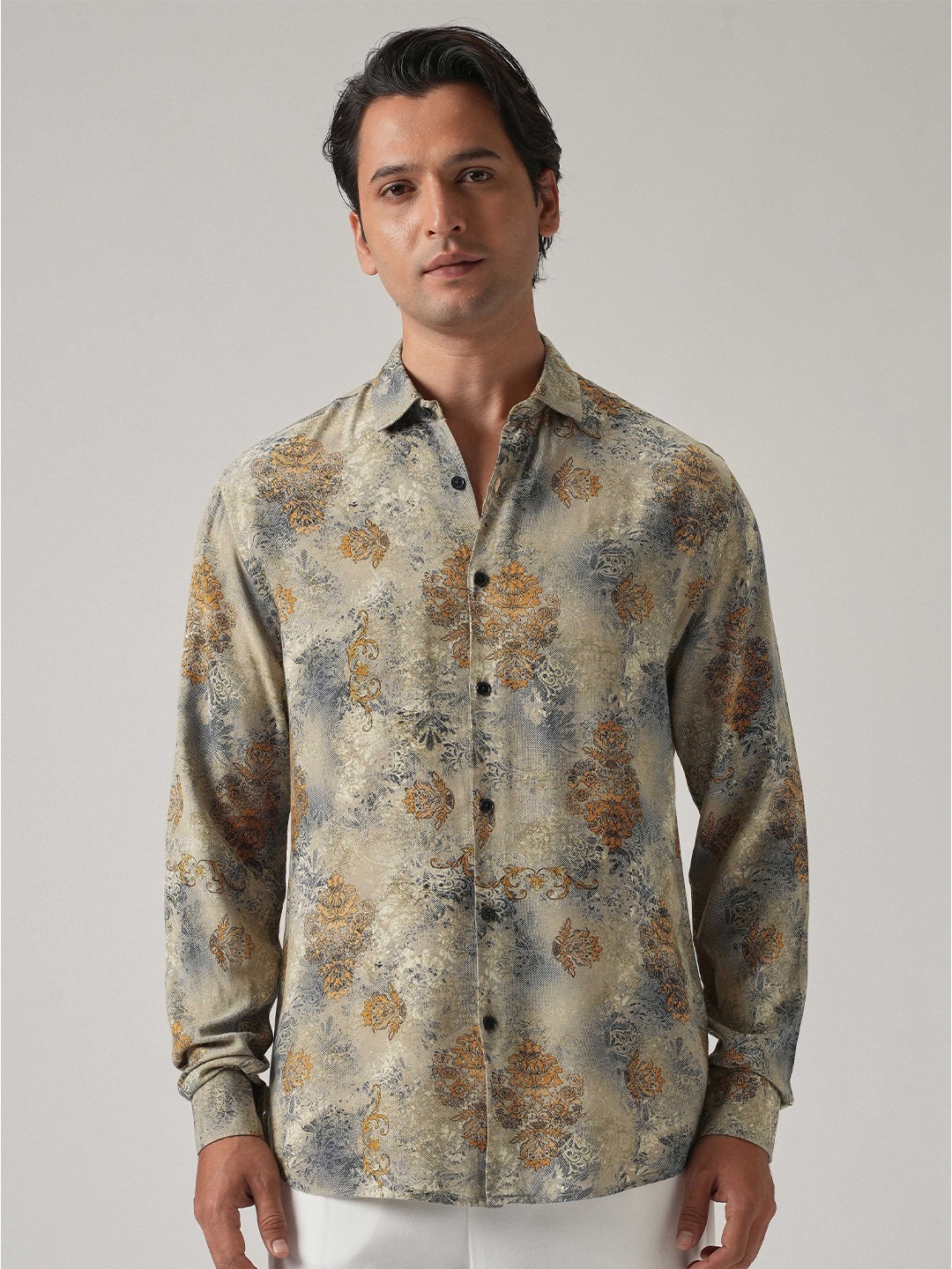 

Banana Club Men Classic Slim Fit Floral Printed Casual Shirt, Olive