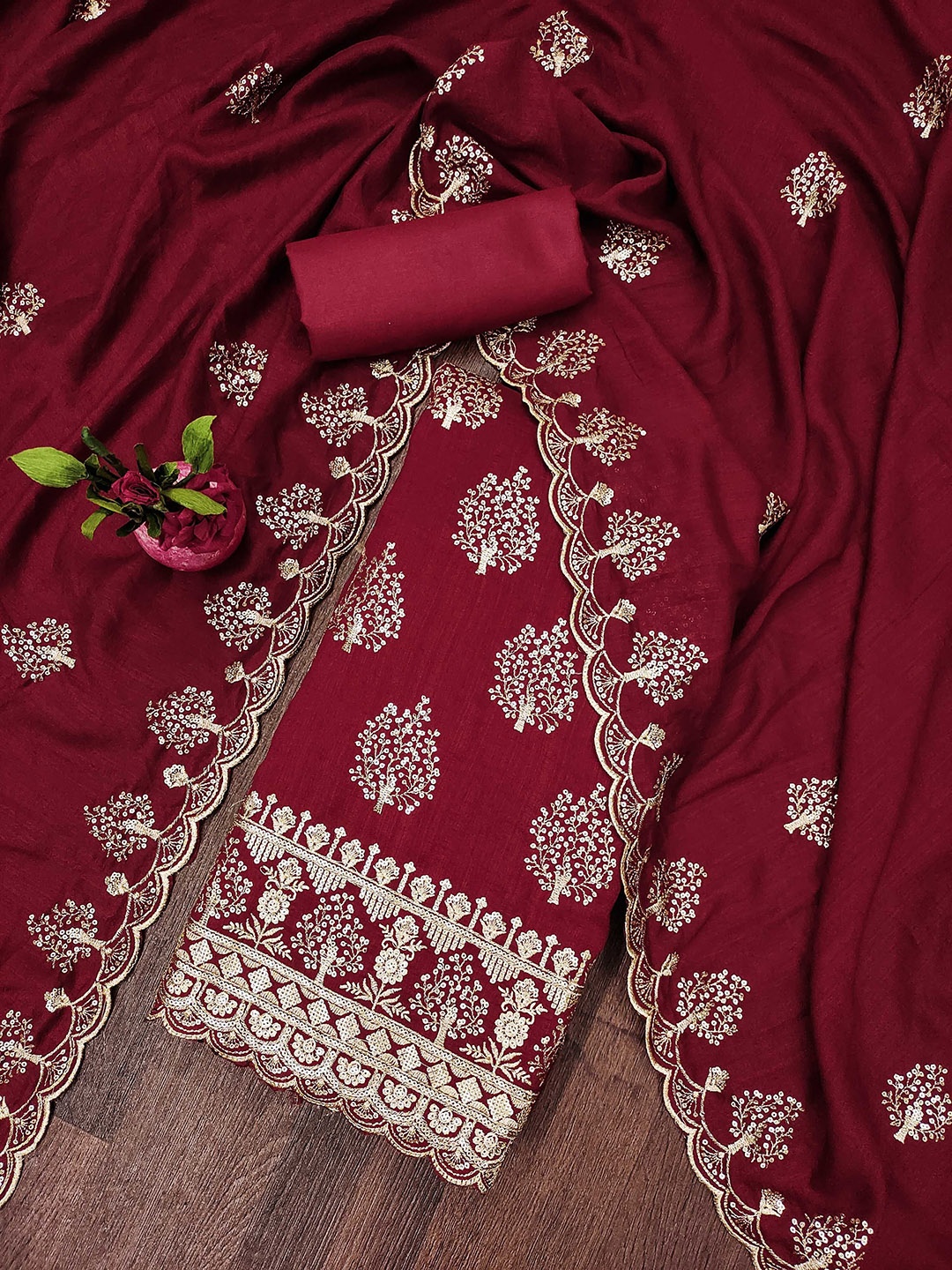

SHADOW & SAINING Embroidered Sequinned Unstitched Dress Material, Maroon