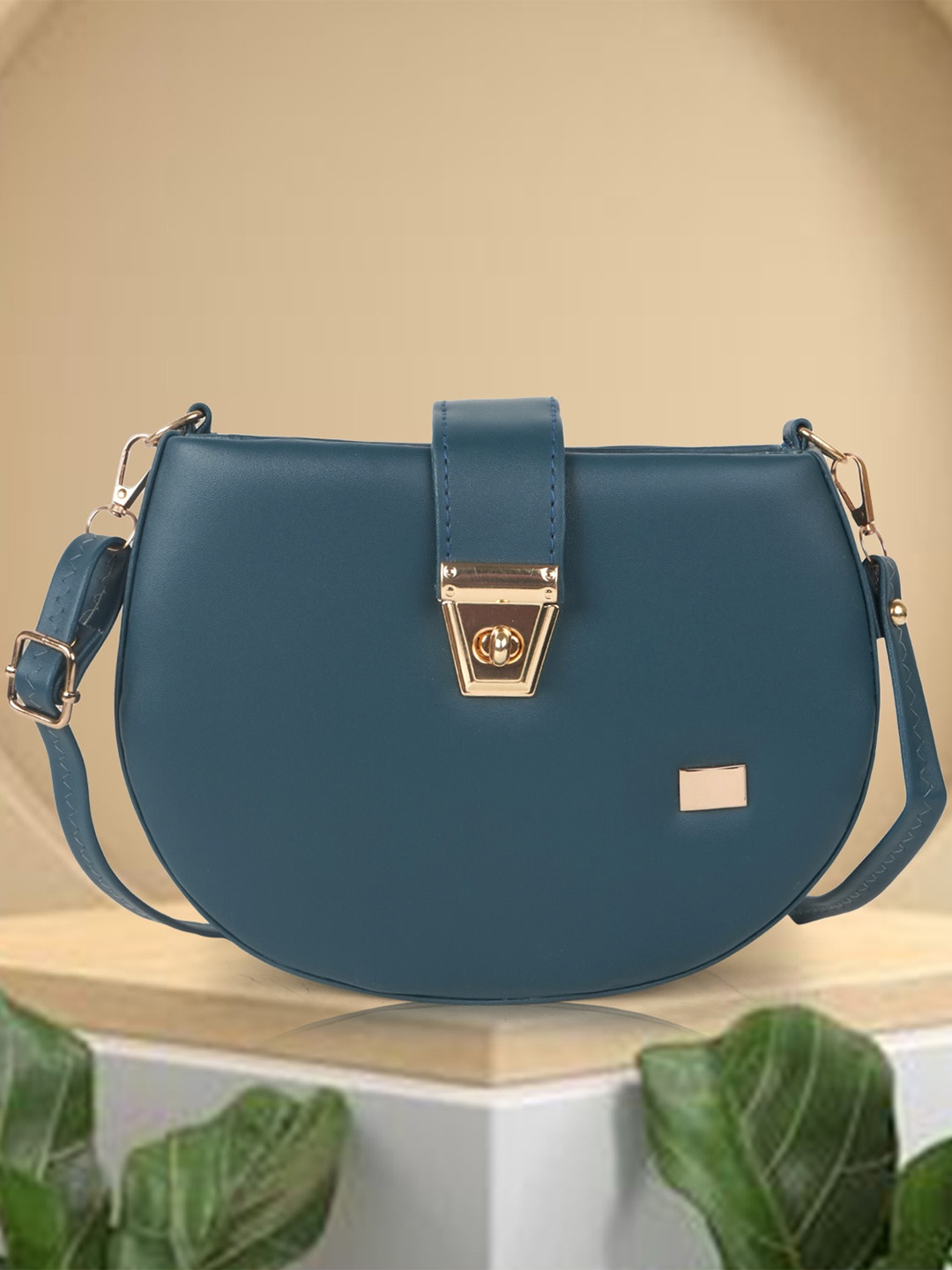 

STARWINGS Women Solid Half Moon Sling Bag, Blue