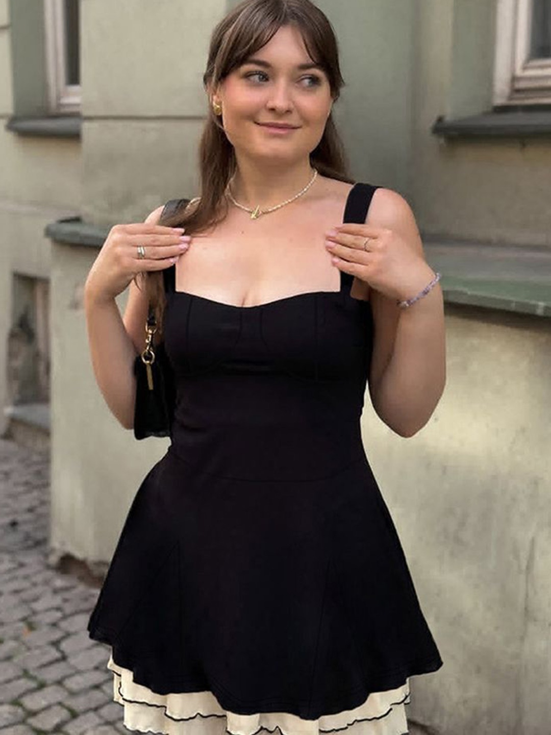 

LULU & SKY Dress, Black