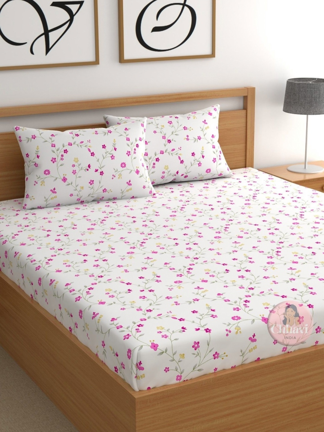 

CHHAVI INDIA White & Pink Floral 210 TC Microfiber Queen Bedsheet Set 2.50 m x 2.25 m