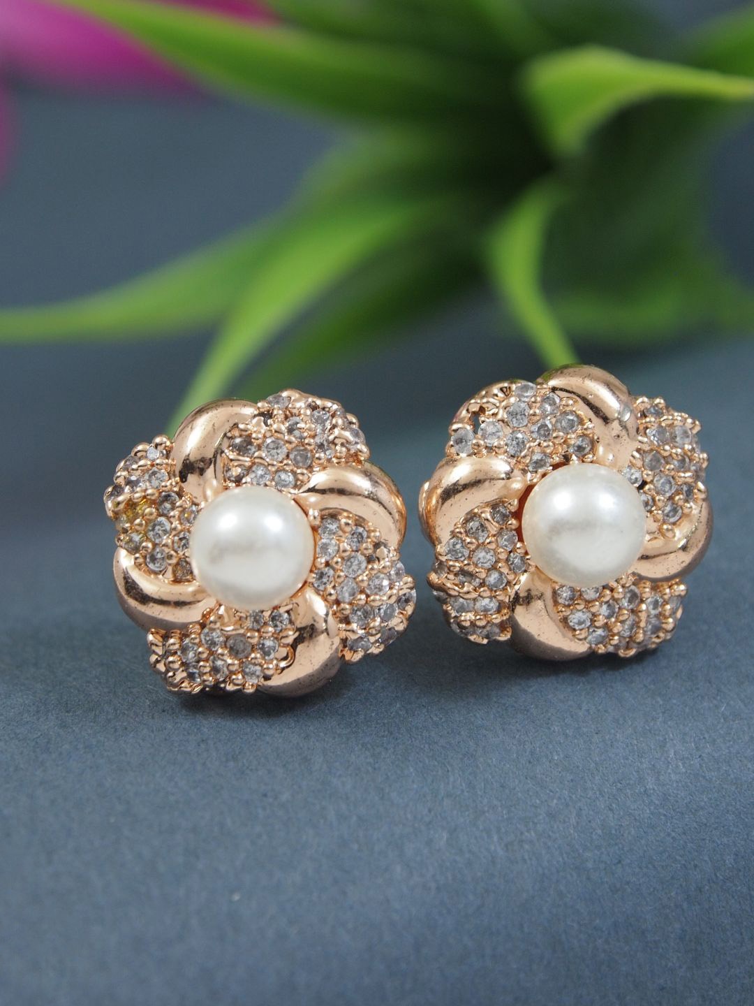 

I Jewels Rose Gold-Plated Artificial Stones Studded Floral Shaped Studs