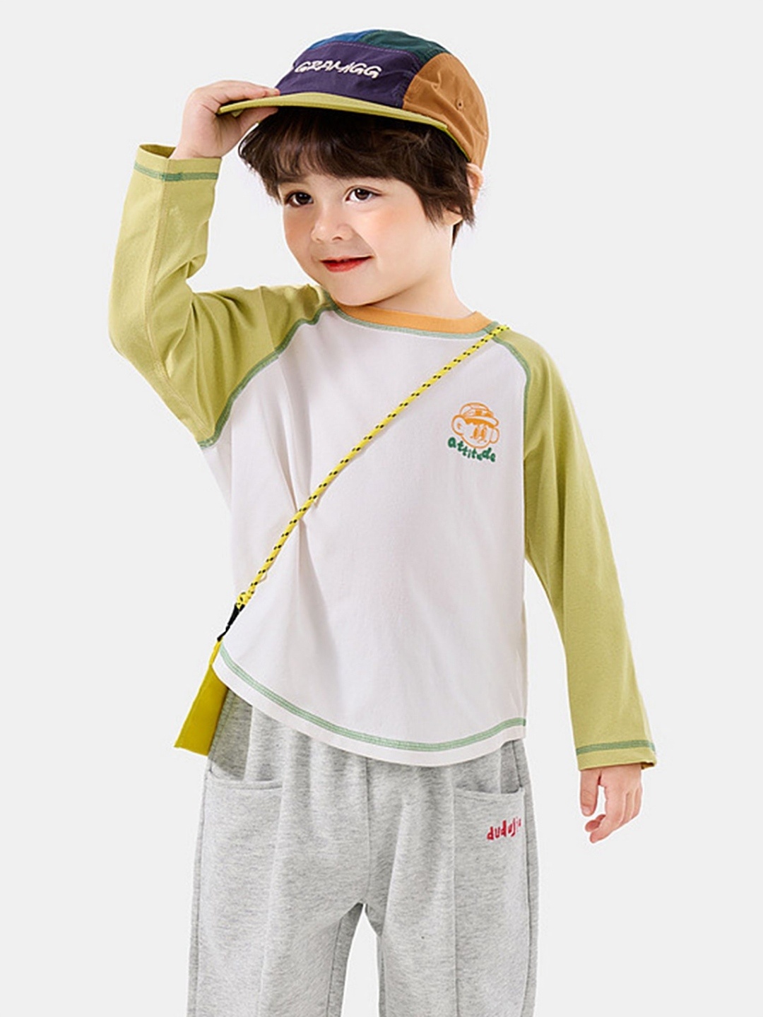 

LULU & SKY Kids Graphic Printed Round Neck Raglan Sleeves T-shirt, Green