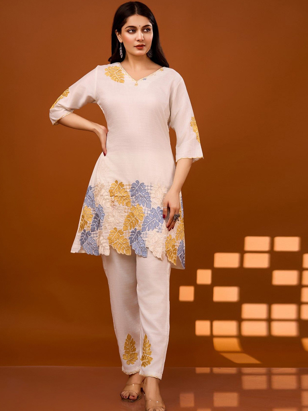 

AUTUMN LANE Floral Embordered V-Neck Tunic With Trousers, Cream