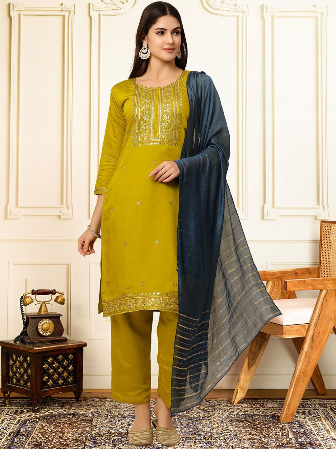 

House of Pataudi Floral Embroidered Thread Work Straight Kurta With Trousers And Dupatta, Mustard