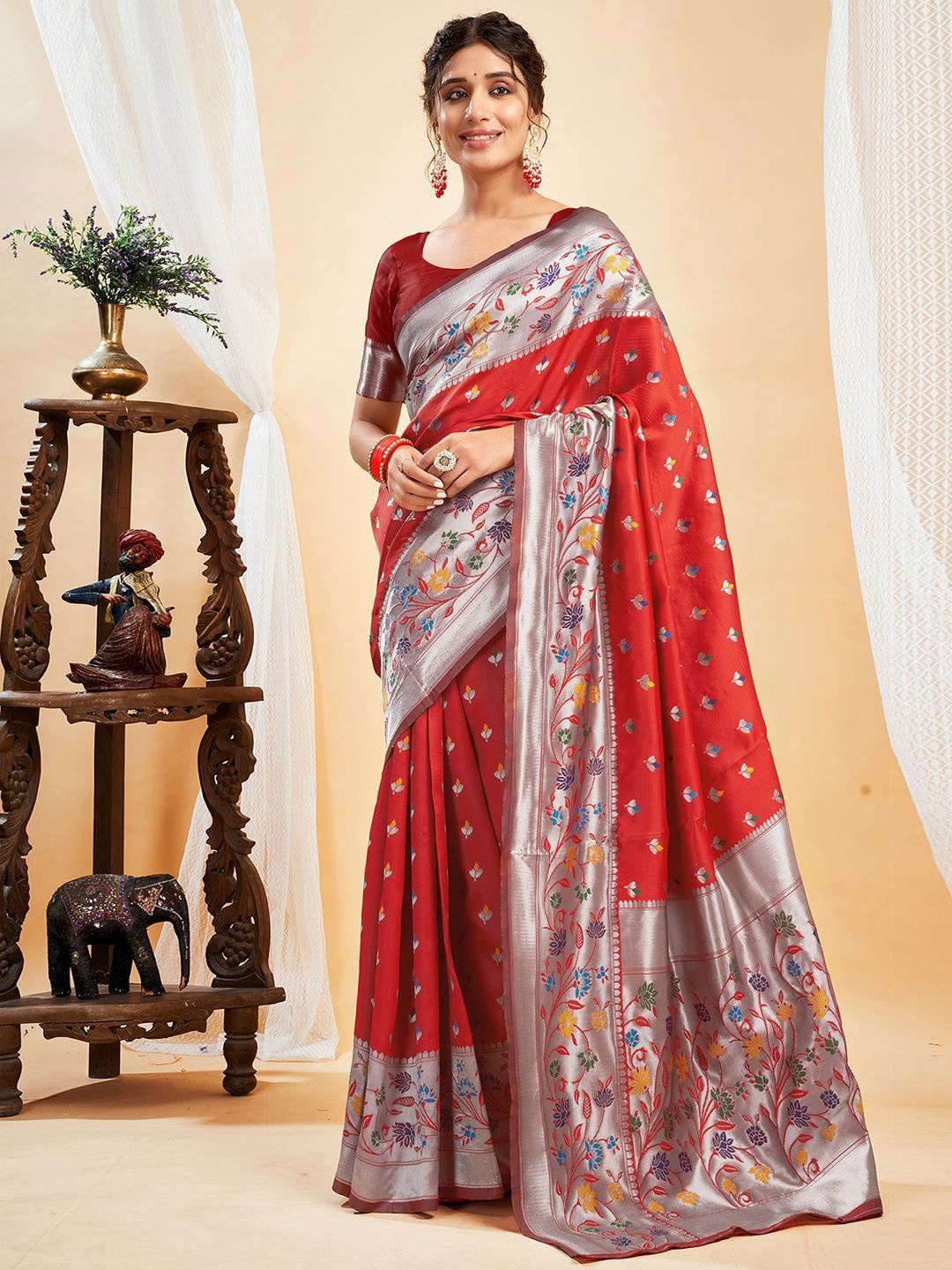 

KALINI Woven Design Zari Banarasi Saree, Red