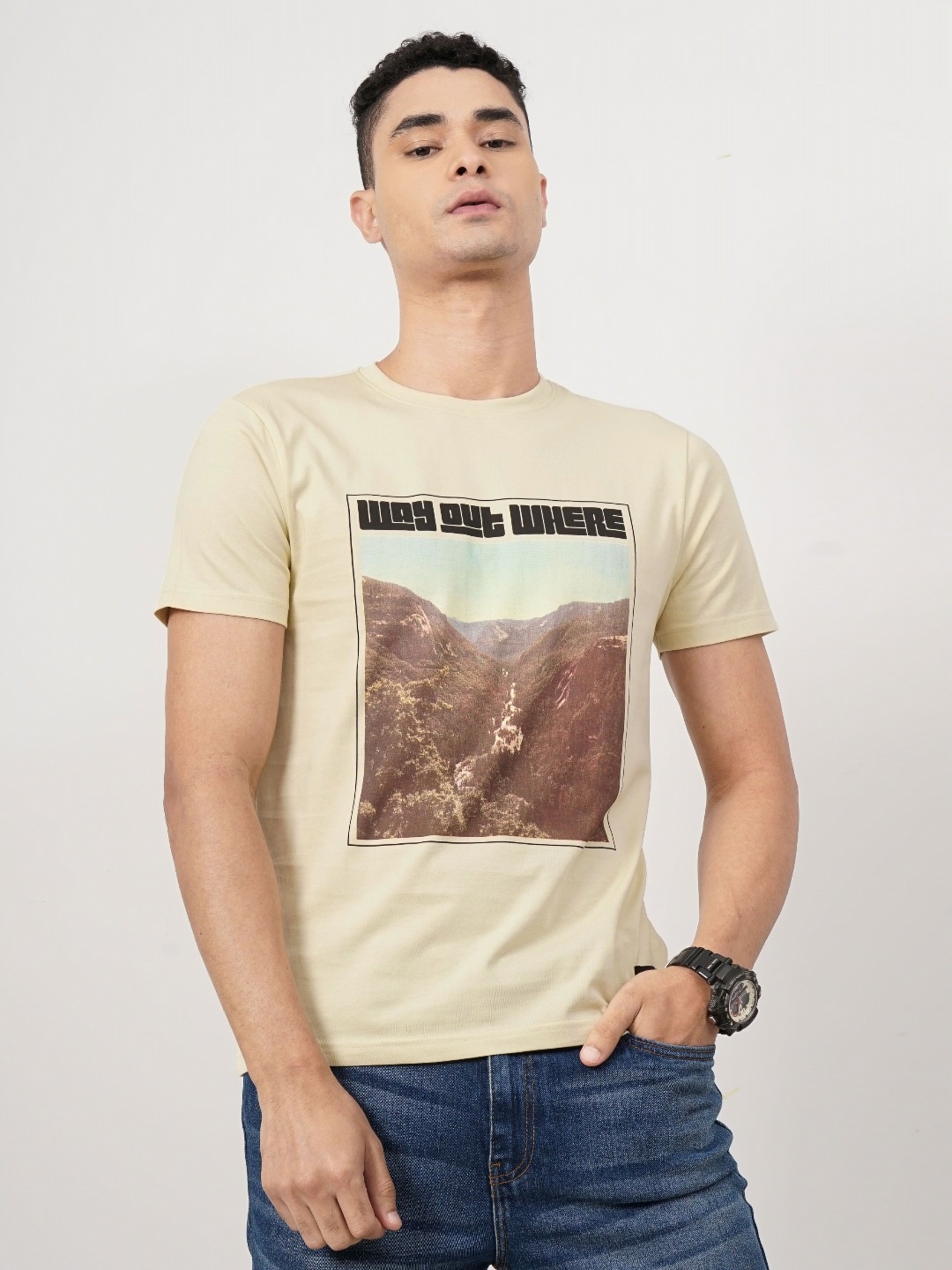

Genoa Graphic Printed Round Neck Slim Fit Cotton T-shirt, Beige