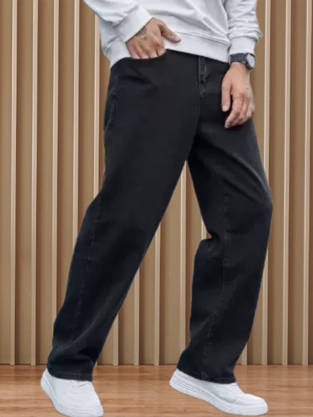 

COMFITS Men Classic Mildly Distressed Stretchable Jeans, Black