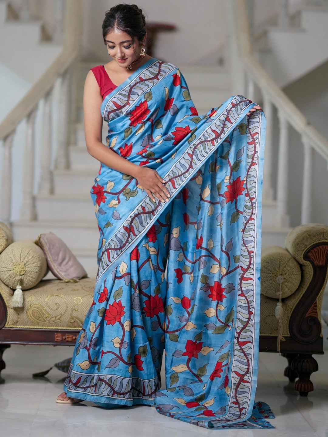 

Sarvada Floral Pure Cotton Saree, Blue