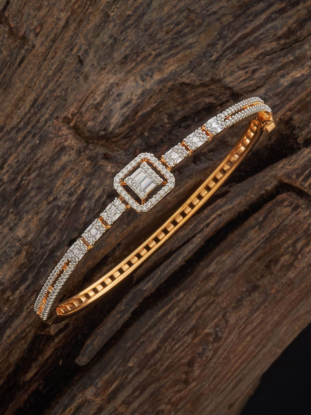 

Kushal's Fashion Jewellery White Gold-Plated Party Zircon Kada