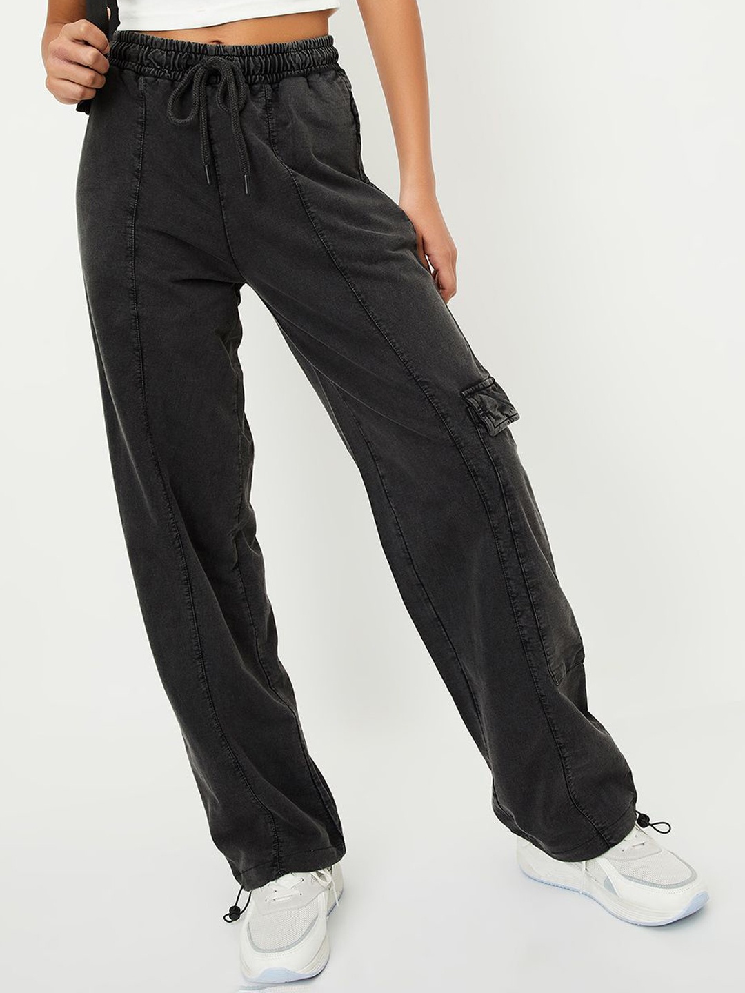 

max Women Pure Cotton Regular Fit Cargos Trousers, Black