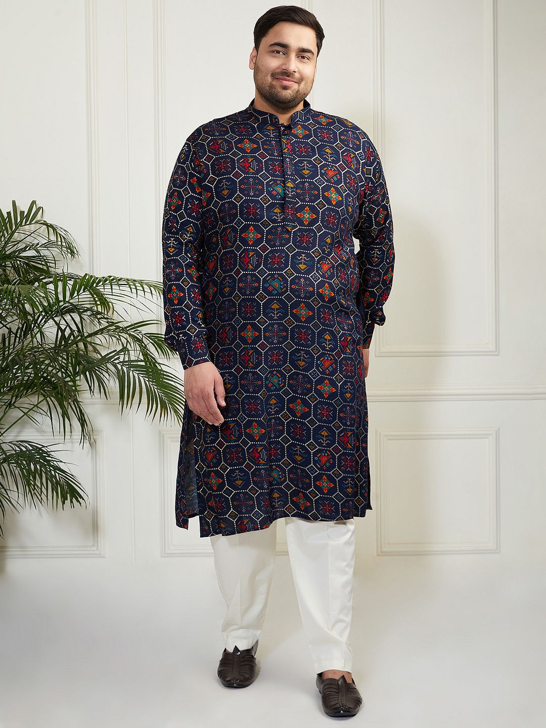 

VASTRAMAY Ethnic Motifs Printed Mandarin Collar Straight Kurta with Trousers, Blue