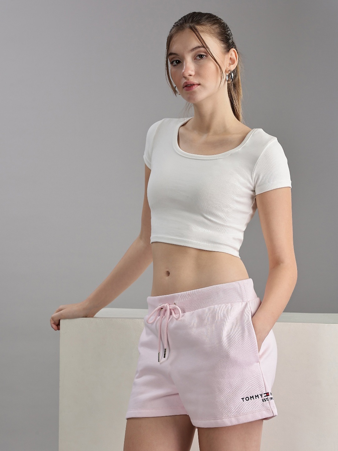

Tommy Hilfiger Women Regular-Fit Shorts, Pink