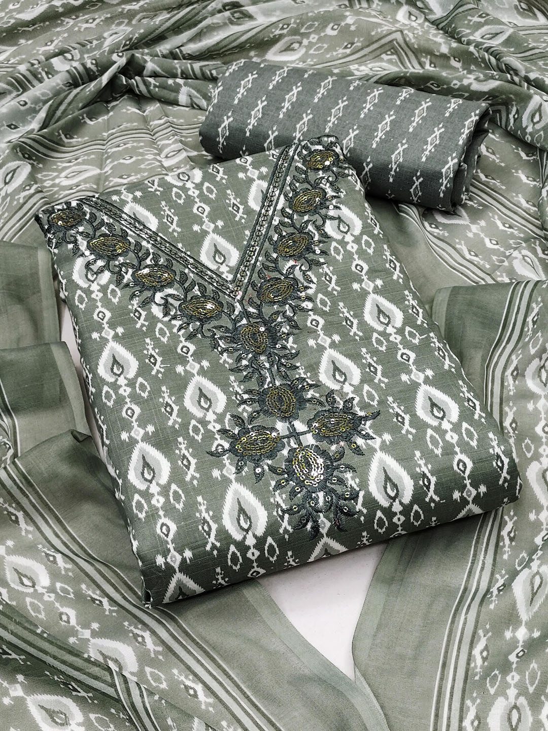 

SHADOW & SAINING Ethnic Motifs Printed Pure Cotton Unstitched Dress Material, Grey