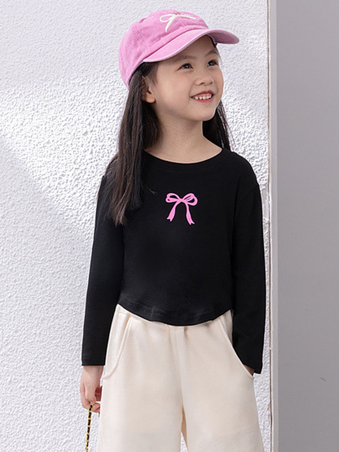 

LULU & SKY Girls Graphic Printed Round Neck T-shirt, Black