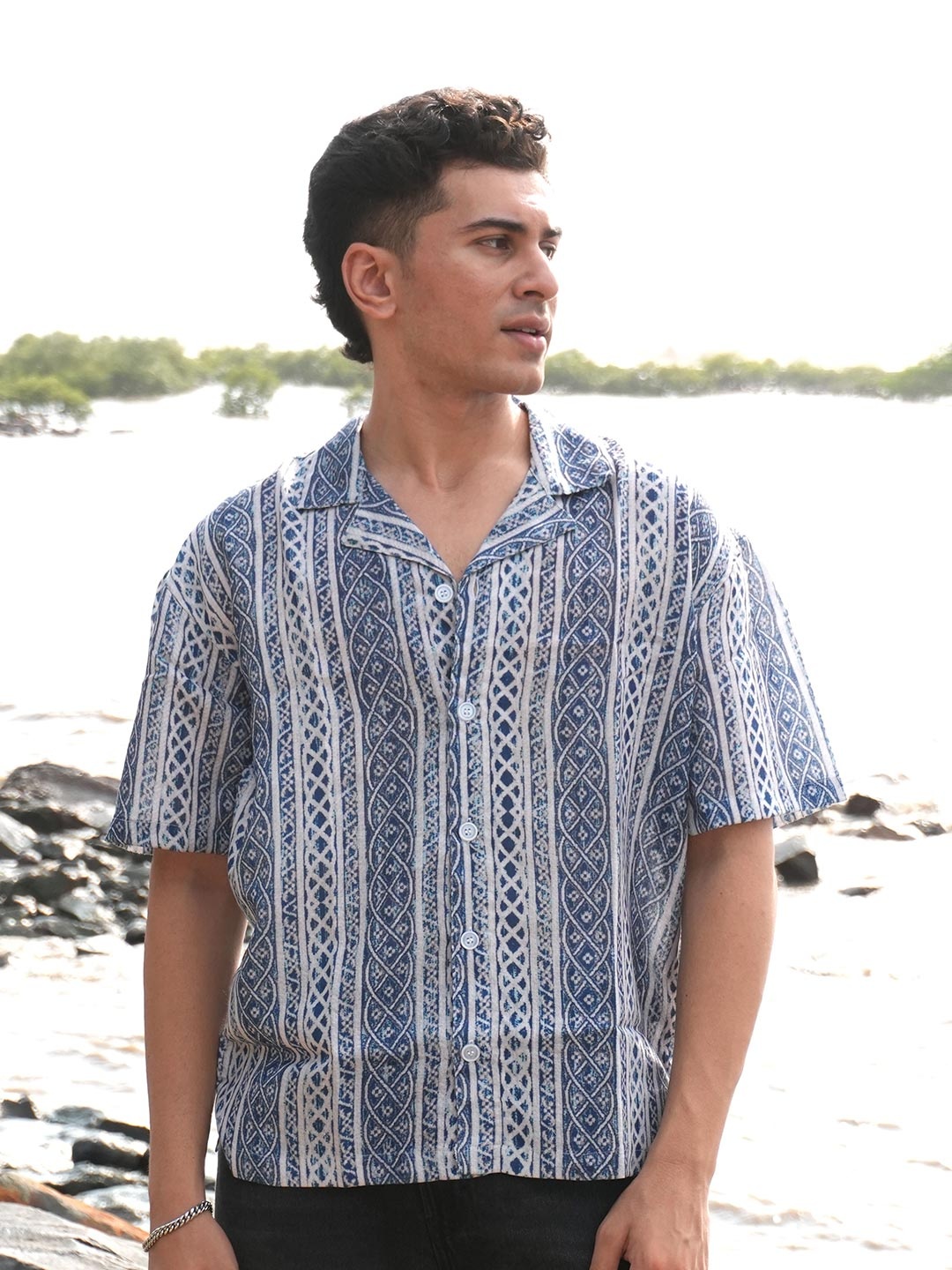 

Big Bunny Custom Oversized Geometric Printed Cuban Collar Wrinkle Free Shirt, Blue
