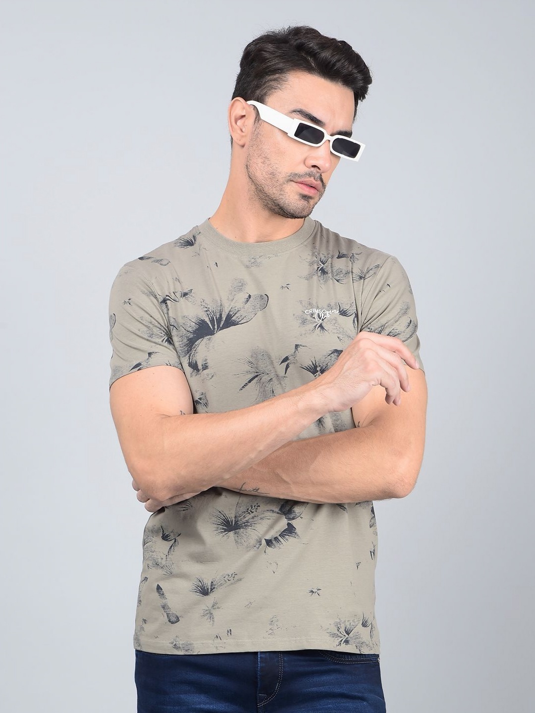 

Crimsoune Club Men Floral Printed Round Neck Cotton T-shirt, Taupe