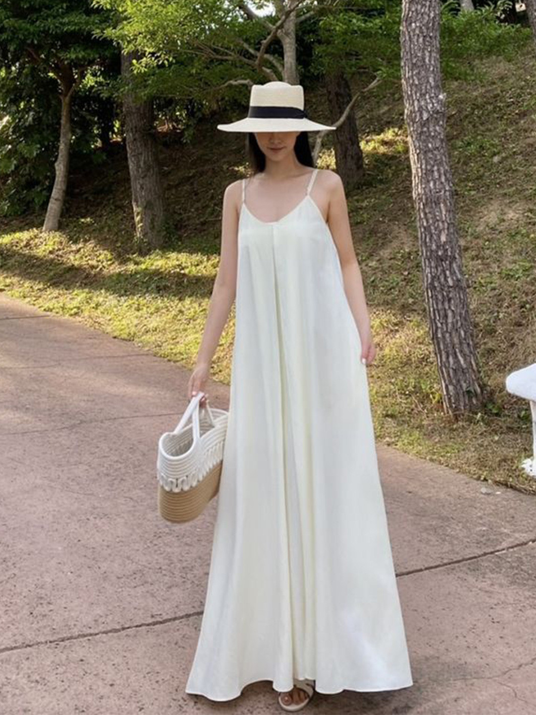 

LULU & SKY Dress, White