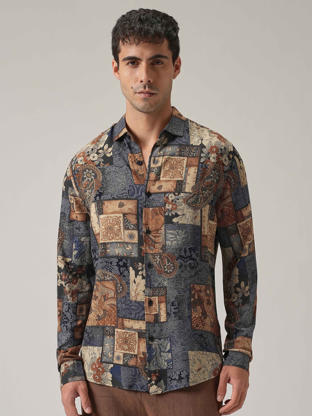 

Banana Club Men Classic Slim Fit Abstract Printed Casual Shirt, Blue