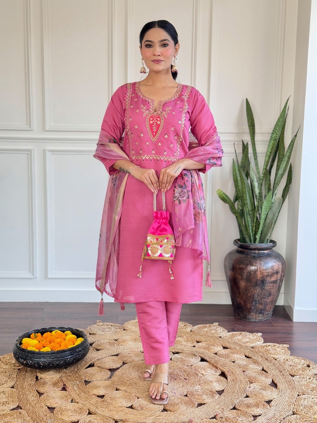 

REALLTREND Floral Yoke Design Notch-Neck Sequinned Straight Kurta With Trousers & Dupatta, Pink