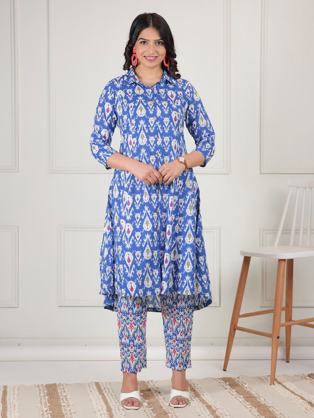 

Aramya Ethnic Motifs Printed Shirt Collar Pure Cotton Kurta With Trousers, Blue