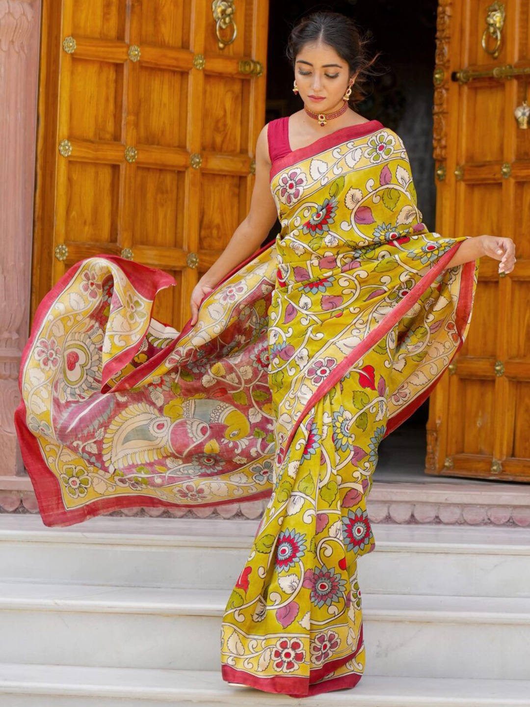 

Sarvada Floral Printed Pure Cotton Saree, Mustard
