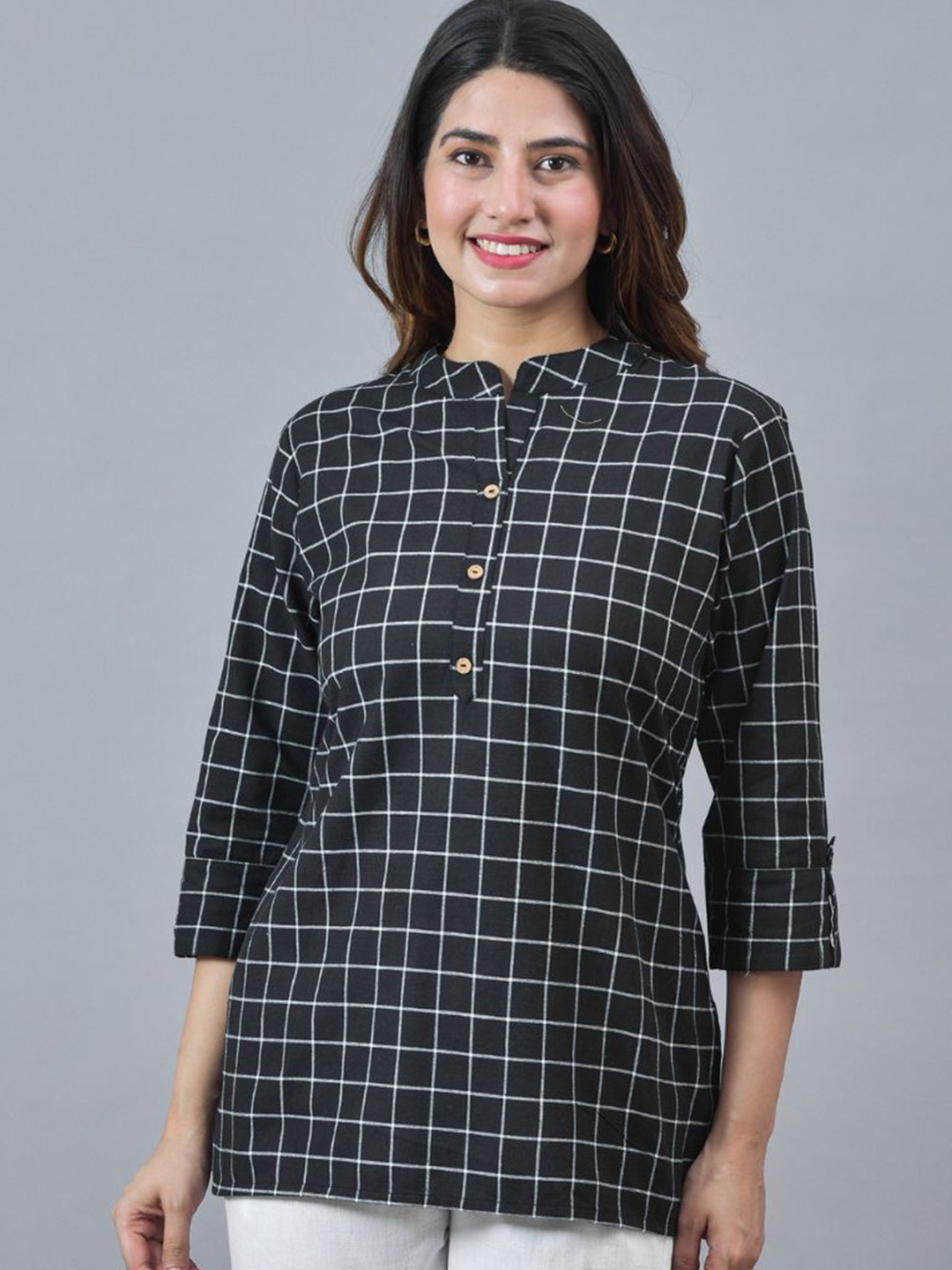 

ATARAH Women Checked Pure Cotton Kurti, Black