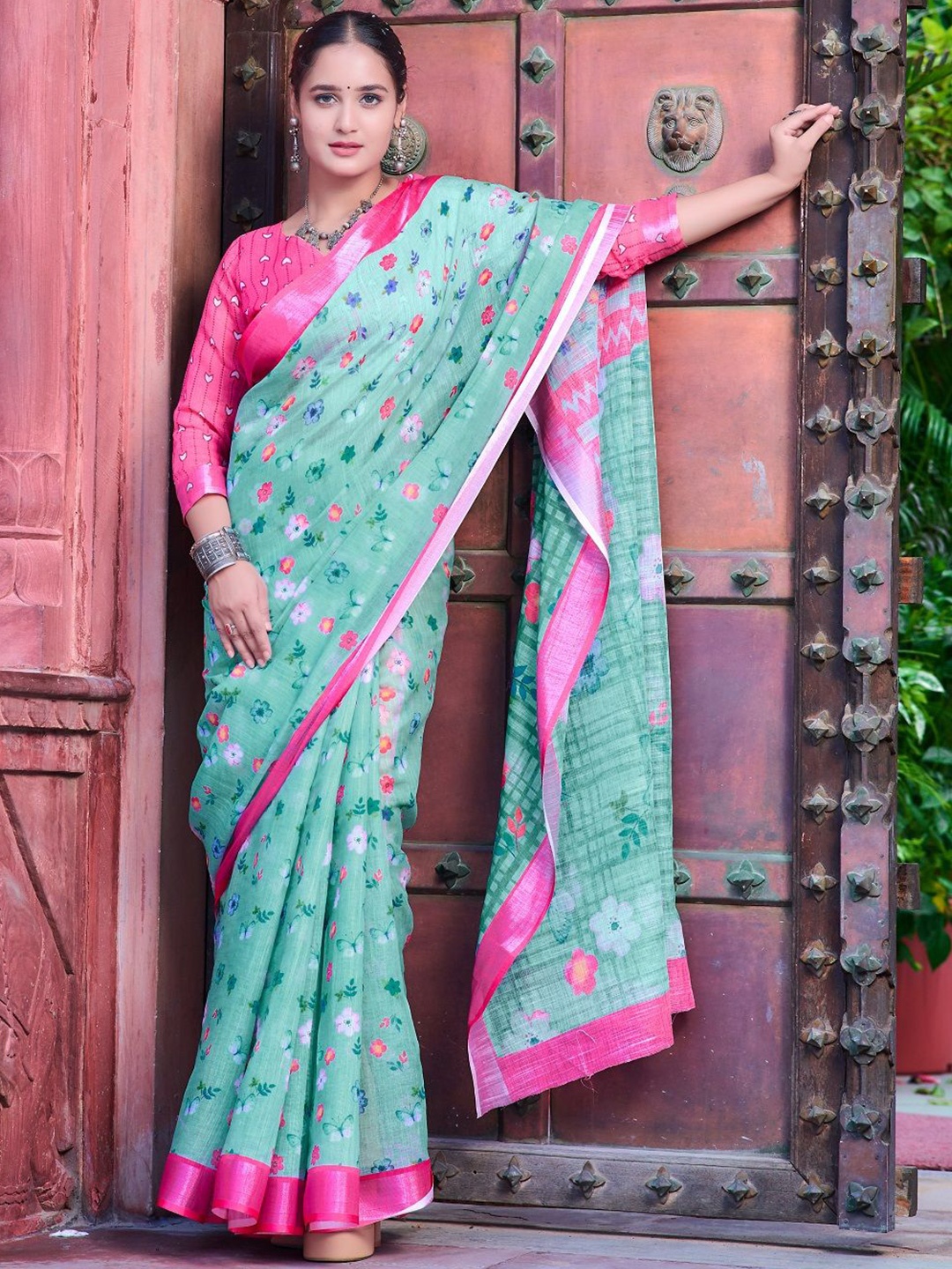 

Sarvada Floral Printed Pure Cotton Saree, Green