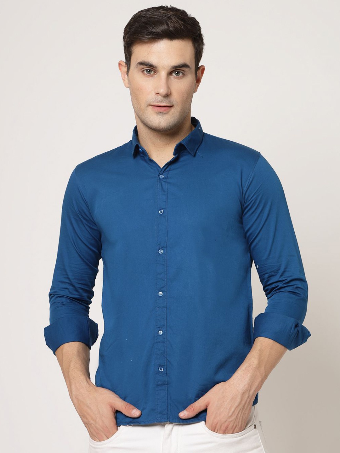 

Metronaut Men Spread Collar Solid Cotton Casual Shirt, Blue