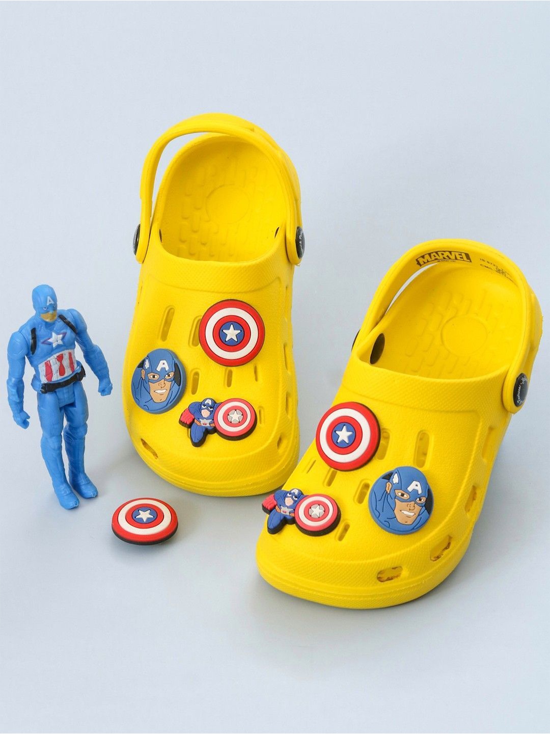 

Yellow Bee Boys Shield & Character Charms Clogs