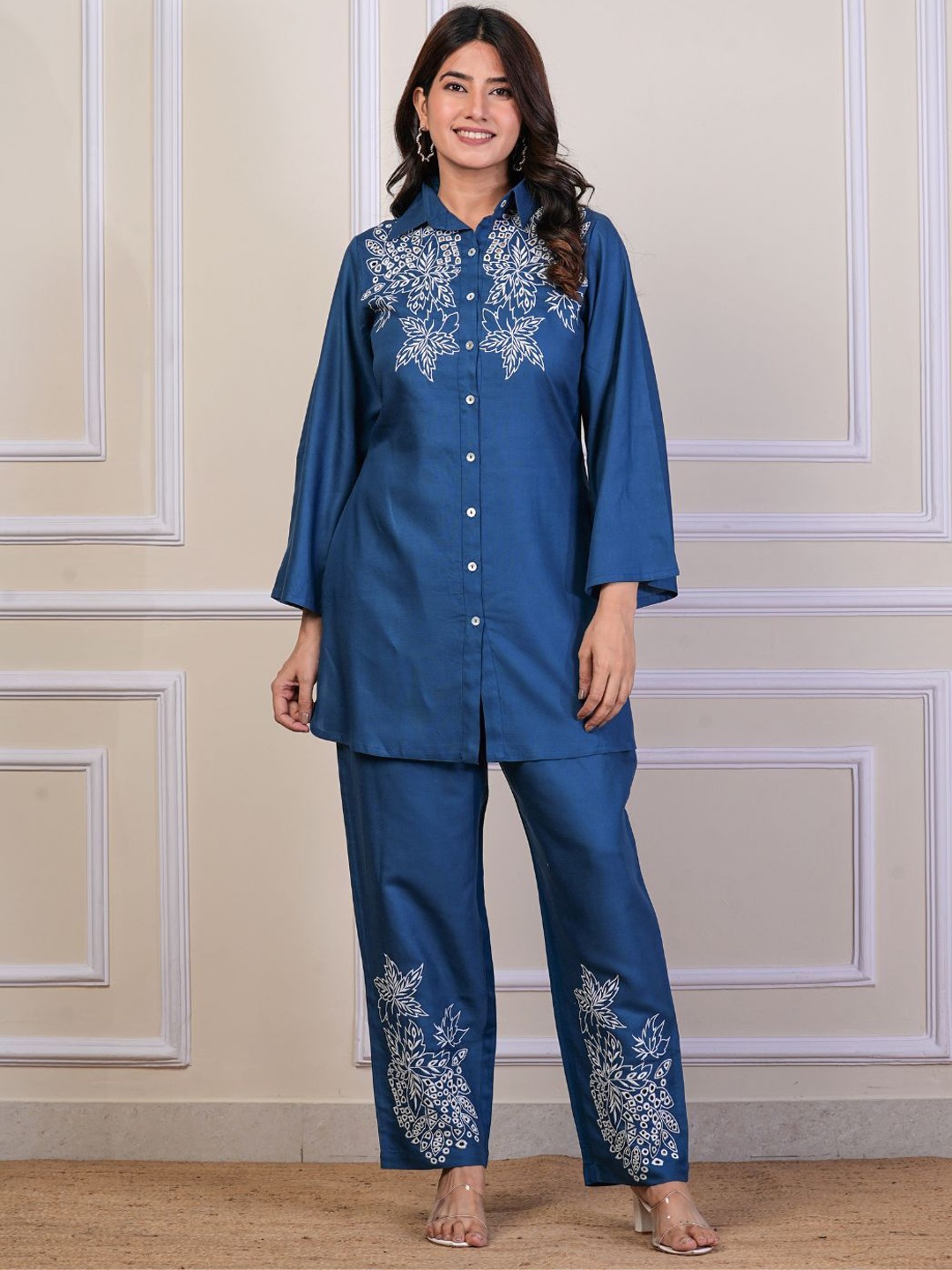 

Kaftanize Embroidered Button-Front Co-Ord Set, Blue