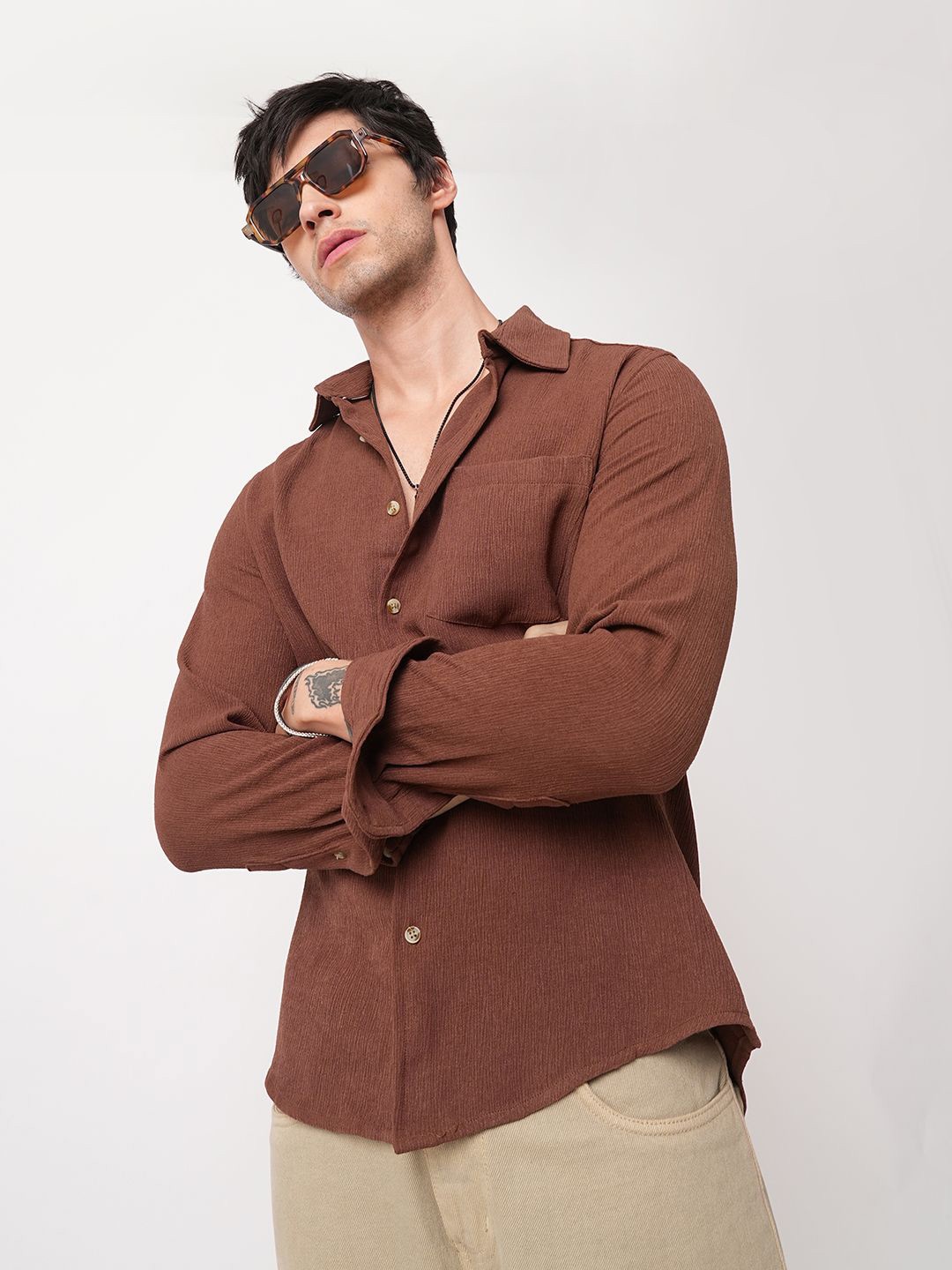 

VASTRADO Men Classic Fit Spread Collar Solid Cotton Casual Shirt, Brown