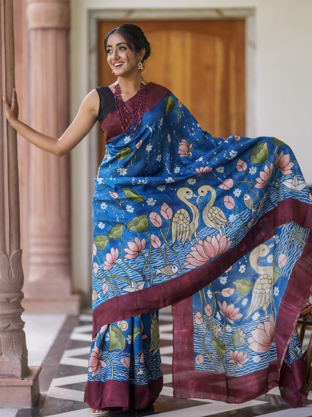 

Sarvada Ethnic Motifs Printed Pure Cotton Saree, Blue