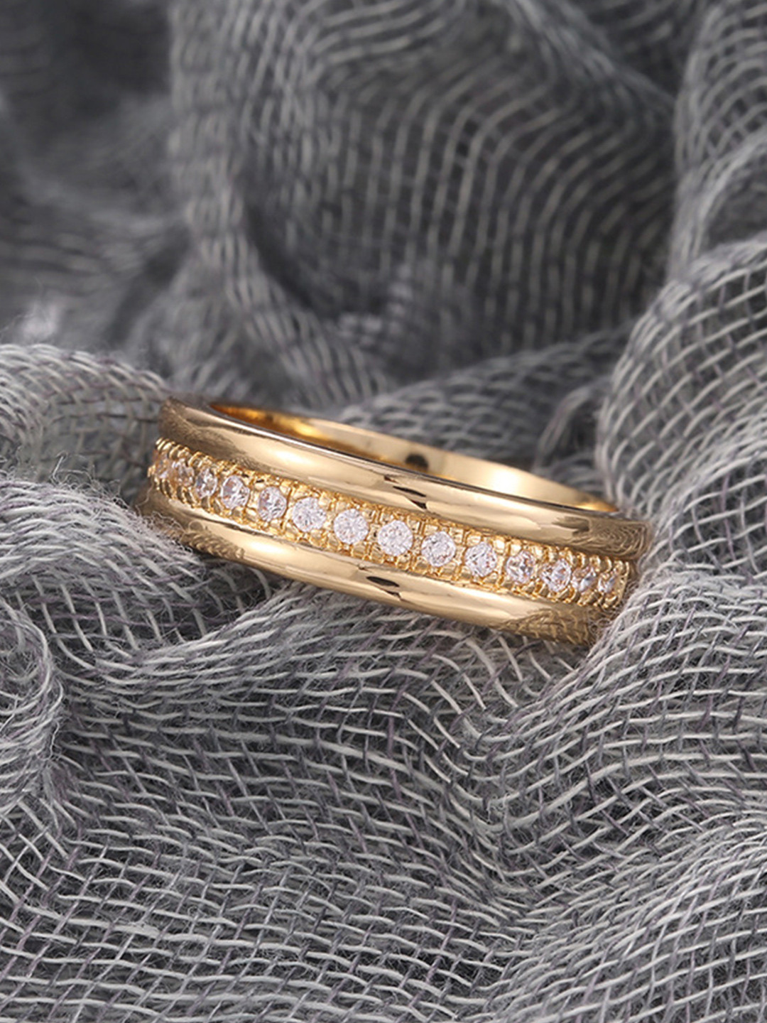 

Just Lil Things Artificial Stone Studded Circular Shaped Finger Ring, Gold
