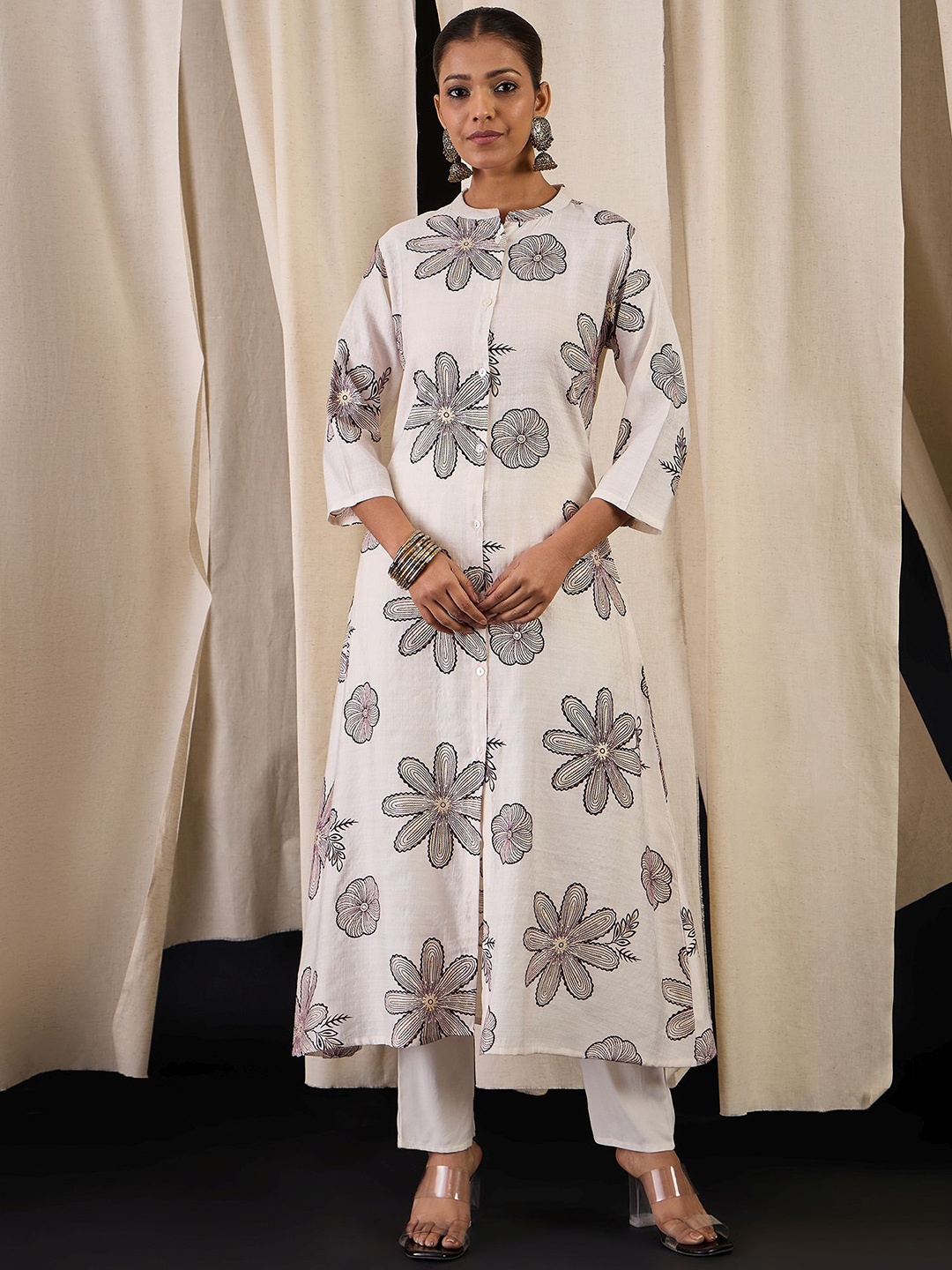 

Anouk Floral Printed Mandarin Collar A-Line Kurta With Trousers, White