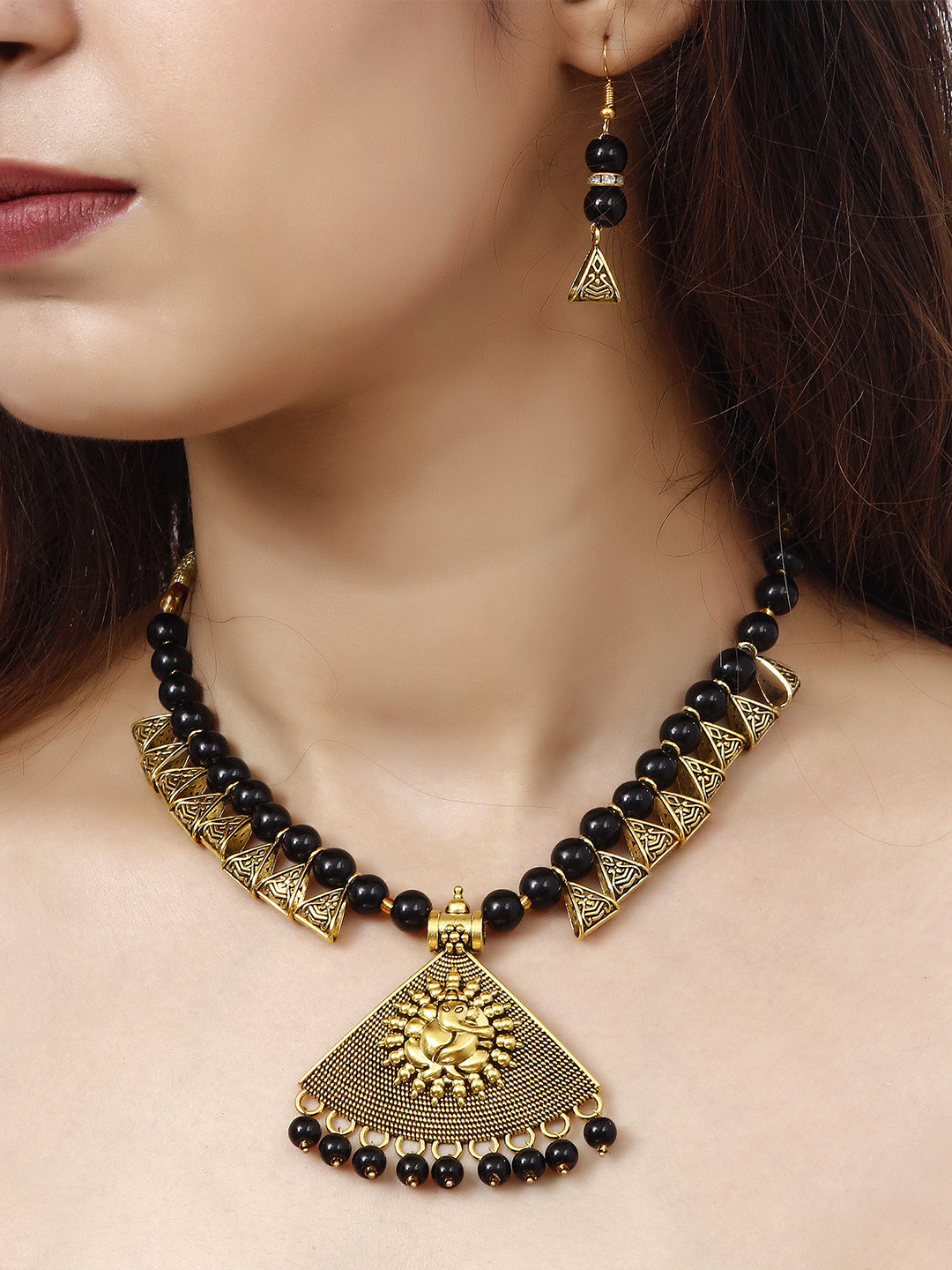 

ahoora Gold-Plated Beaded Necklace and Earrings