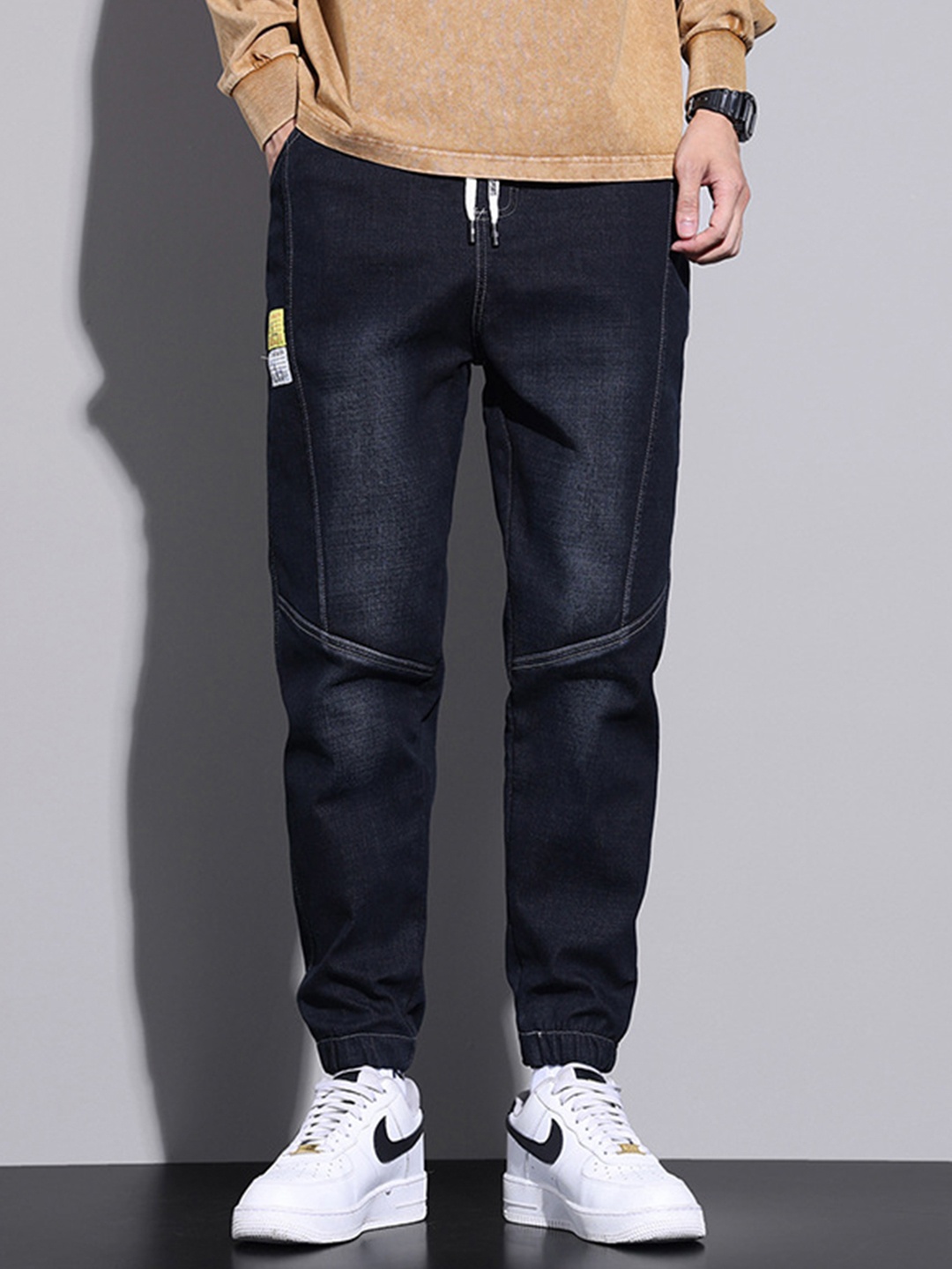 

StyleCast Men Mid-Rise Regular Fit Joggers Trouser, Black