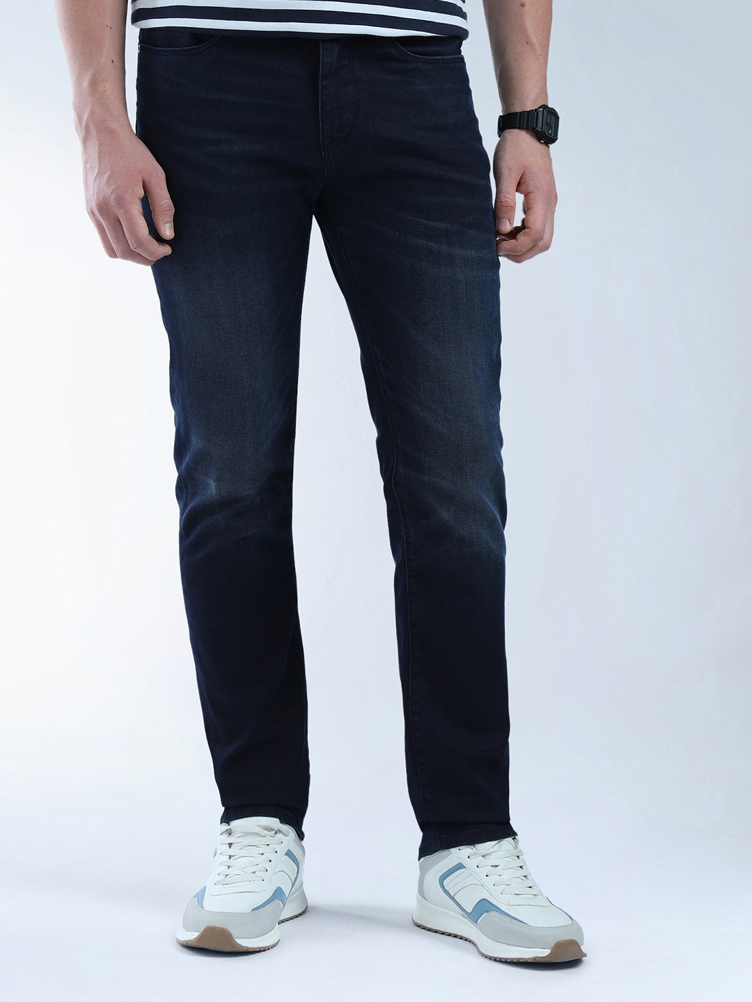 

Flying Machine Men Slim Fit Heavy Fade Mid-Rise Stretchable Jeans, Blue