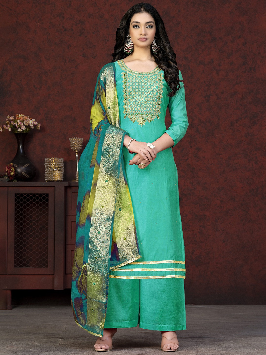 

SHADOW & SAINING Floral Embroidered Zari Unstitched Dress Material, Blue