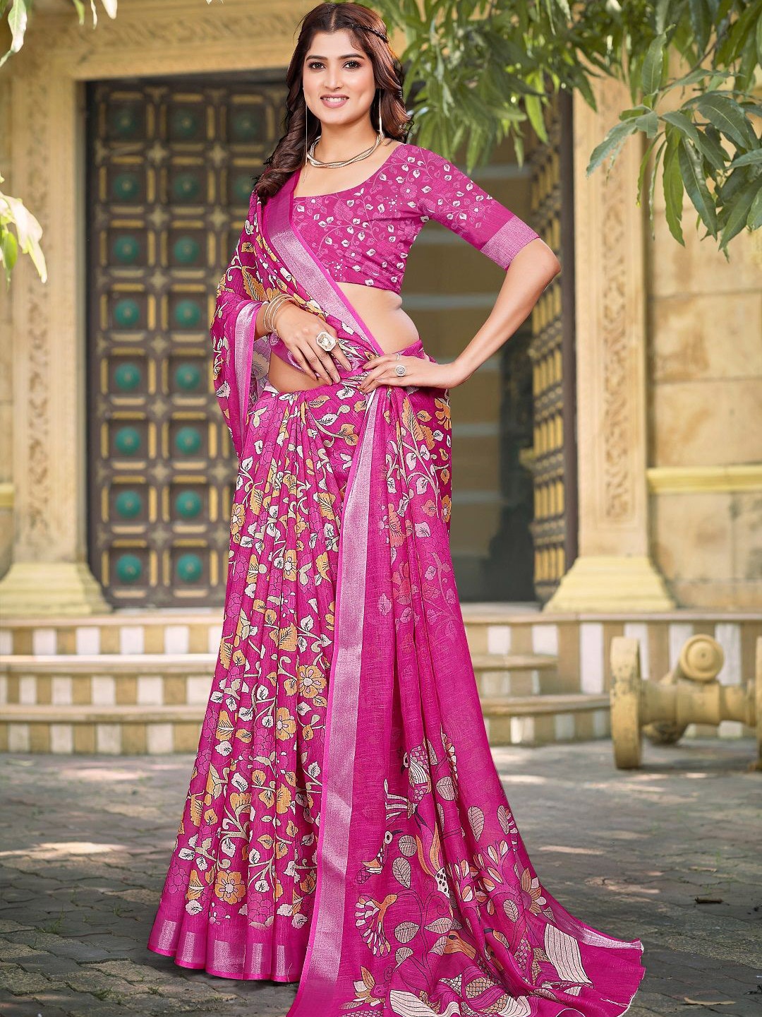

Mitera Floral Printed Pure Cotton Saree, Pink