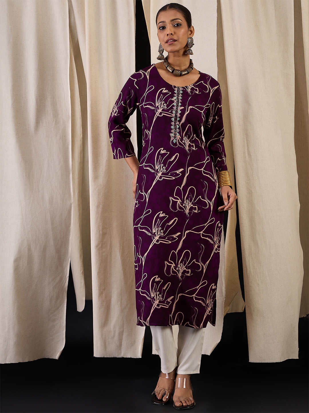 

Anouk Floral Printed Mirror Work Round Neck Straight Kurta, Purple