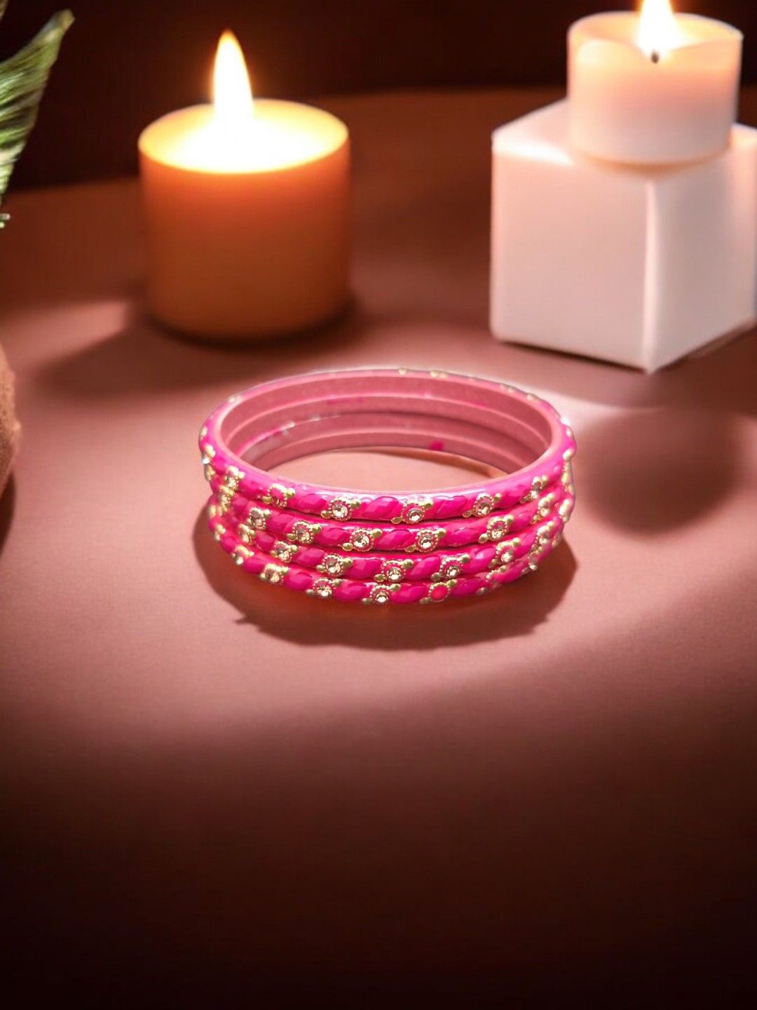

FEMMIBELLA Set Of 4 Cubic Zircone Studded Glass Bangles, Pink