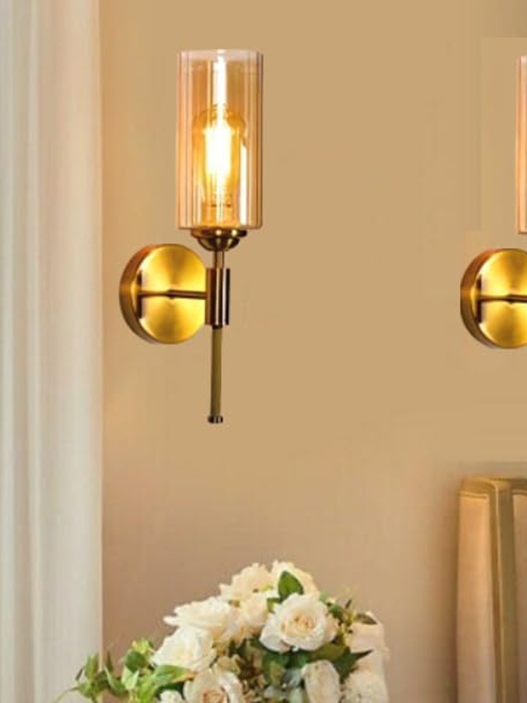 

KINIS Gold-Toned Quirky Cylinder Shaped Wall Lamp