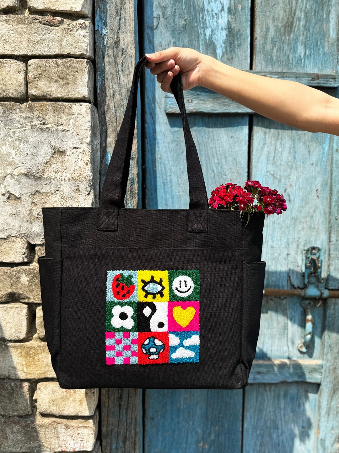 

TSANTA Abstract Printed Cotton Oversized Tote Bag, Black
